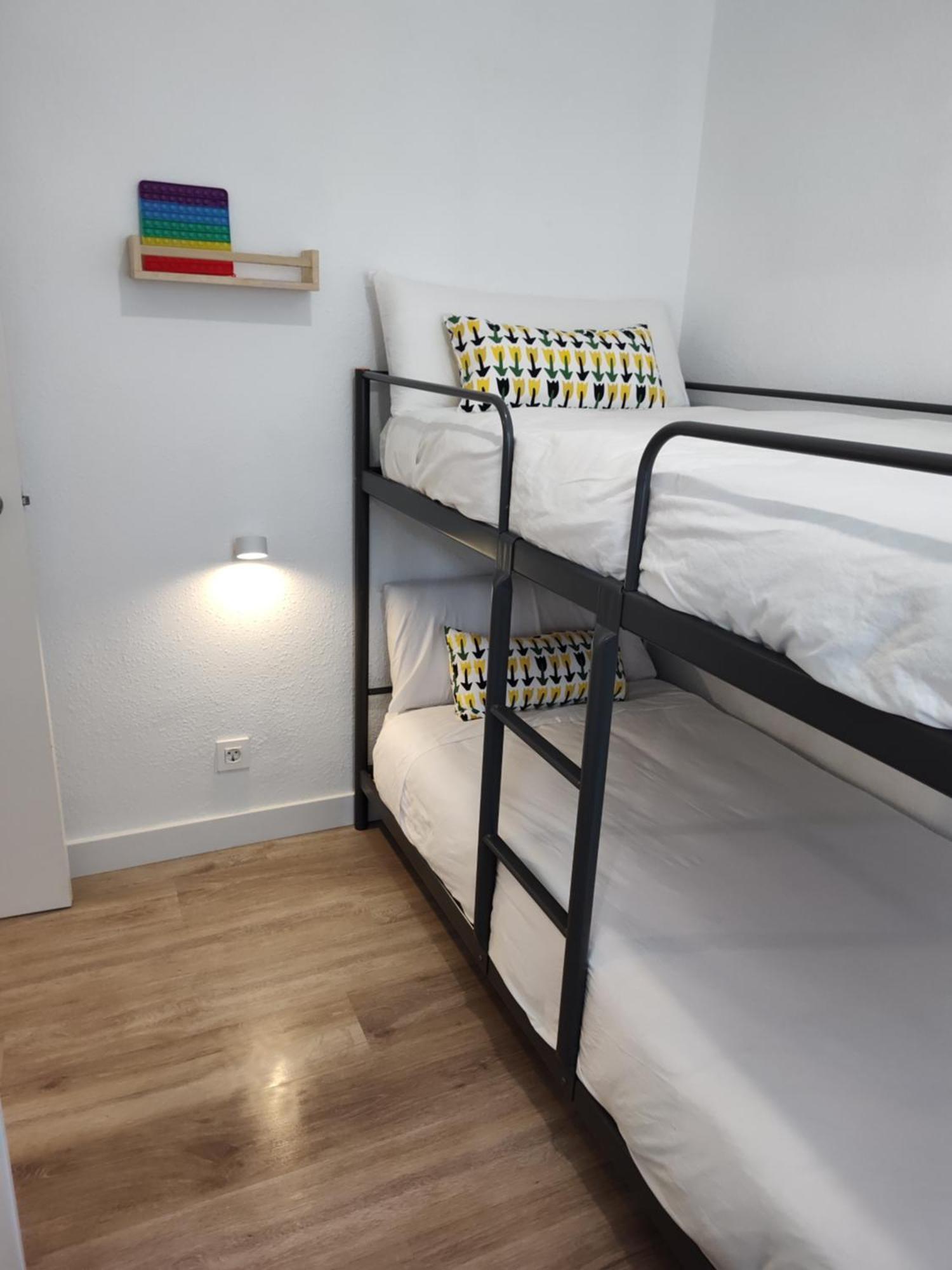Apartamento Entero Con Desayuno Incluido Y Parking Gratuito, A 3 Km De Playa Con Aire Acondicionado Мускес Экстерьер фото